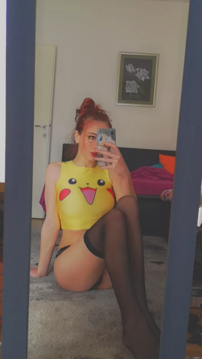 Give me your pokeBALLS 🤭 ➡️7$ sub⬅️ posted by AkinaTan