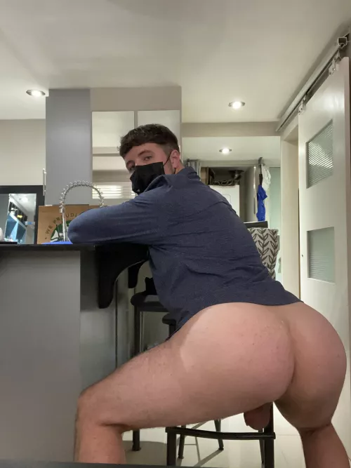 Give my booty a kiss before work? by SavagePapillon