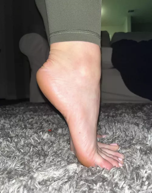 Give them a kiss😘 by EmilyWilliamsxoxo