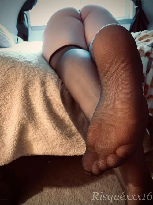 Giving You A Nice View by RisqueXXX16