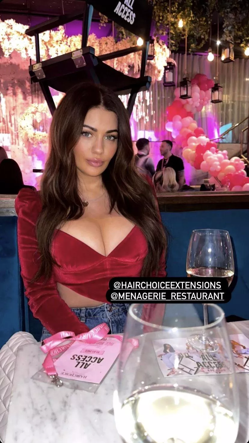 Glam Mode posted by avoltaire12