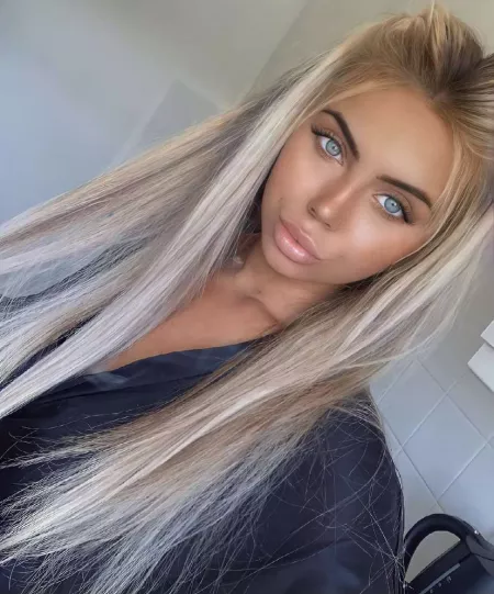 Glasgow stunner 😍💦 by Ok_Cause_2084