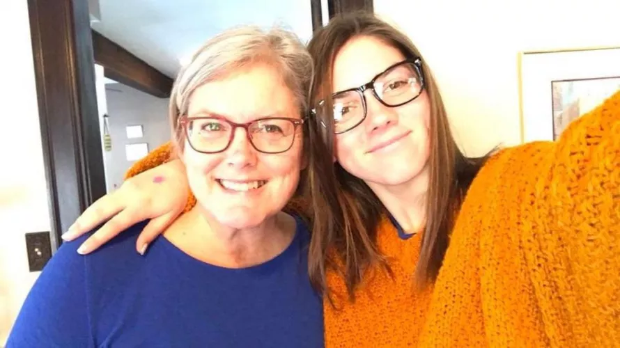 Glasses by fapperclimate