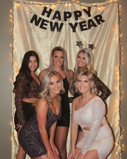 Glitz & Glam by WarmObserver