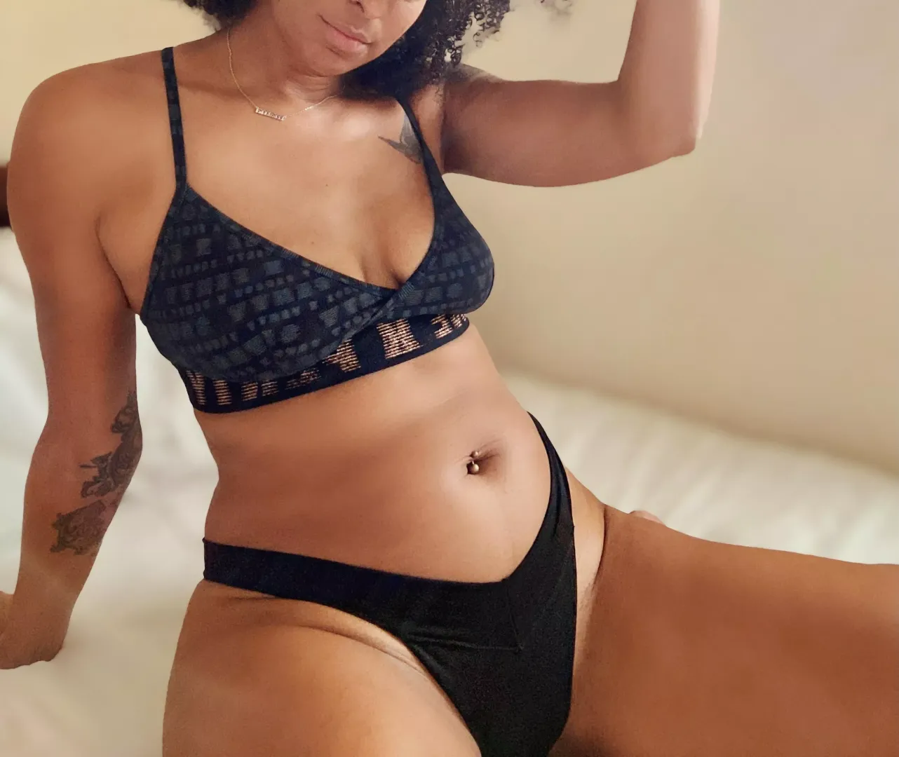 GM, how’d you sleep? ☀️ posted by hiceejayess