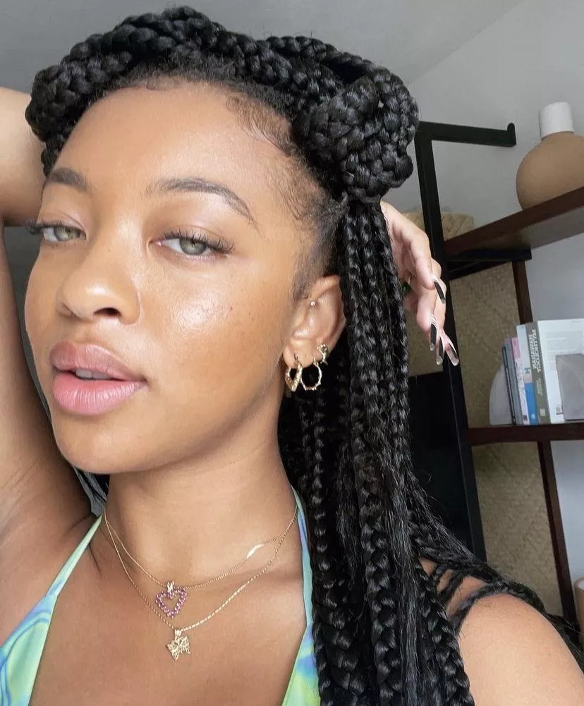 Gmorning girls ☀️ posted by ZoIeeGriggs