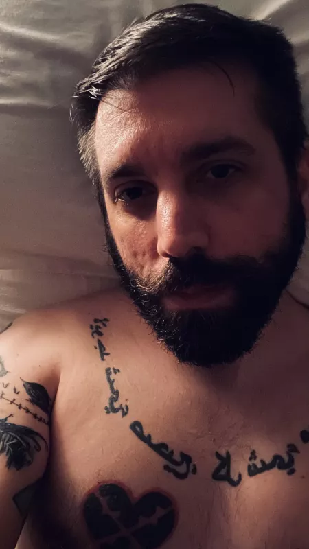 G’night everyone! by alariz83