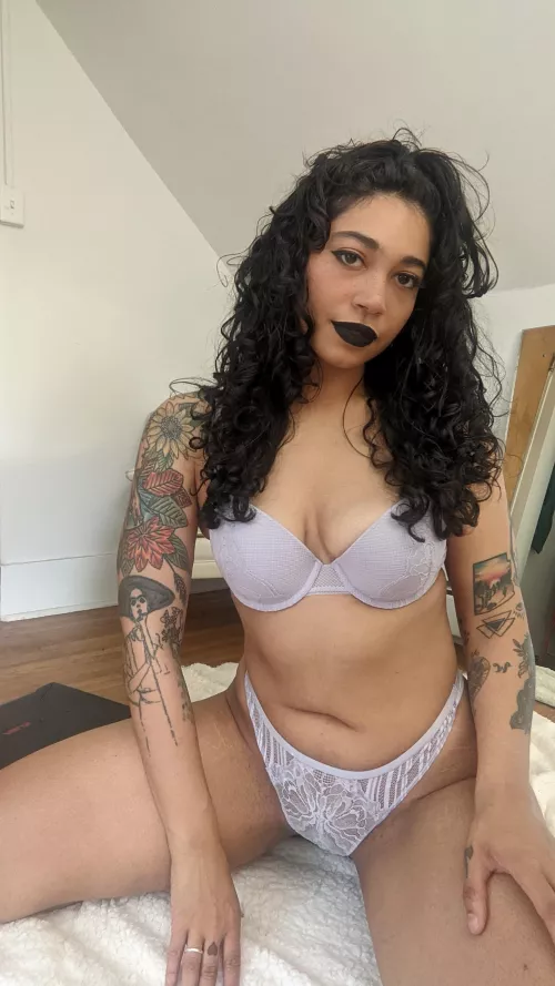 Go ahead, lay your head in my lap by TarooRooot