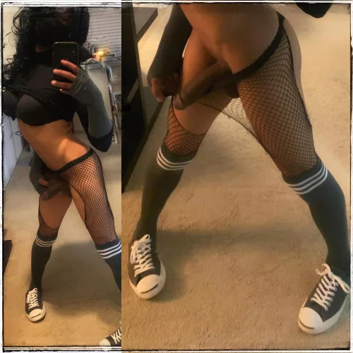 Go ahead… touch it…😁😉😈😈 by xFeliciaParkerx