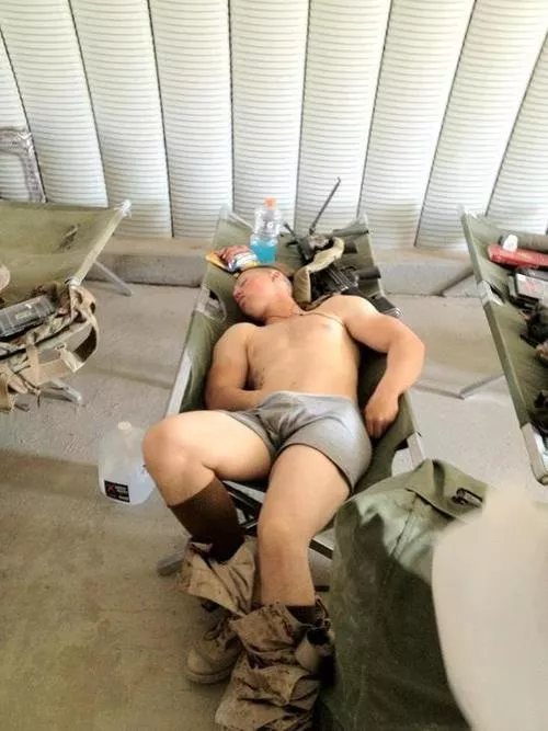 Go Army posted by WatchWhileYouSleep