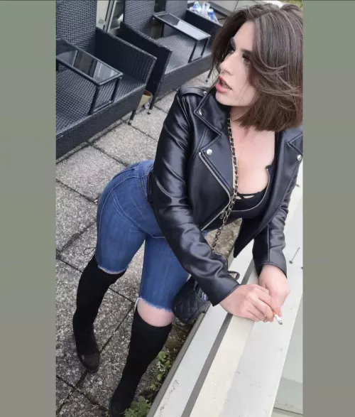 Go behind me daddy, snap dilayla477 by Alternative-Bag-662