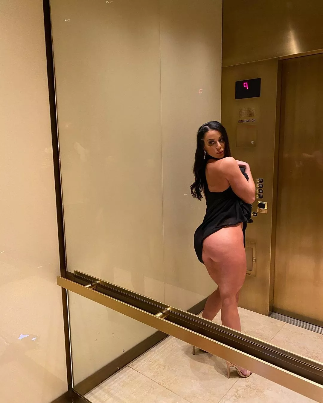 Go wild in the elevator posted by Snoo-53338