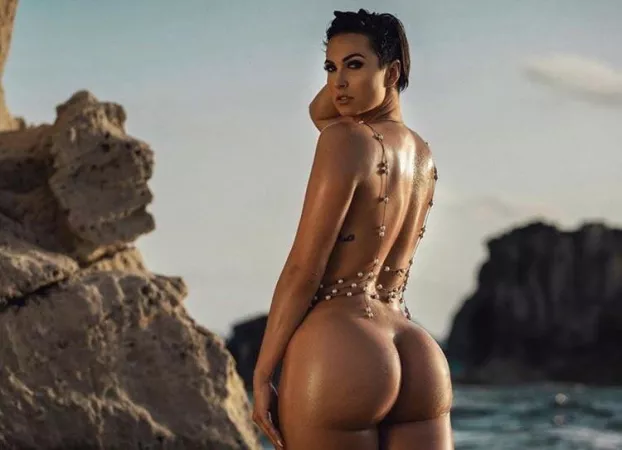 God fucking damn🤤 by McFilthy666