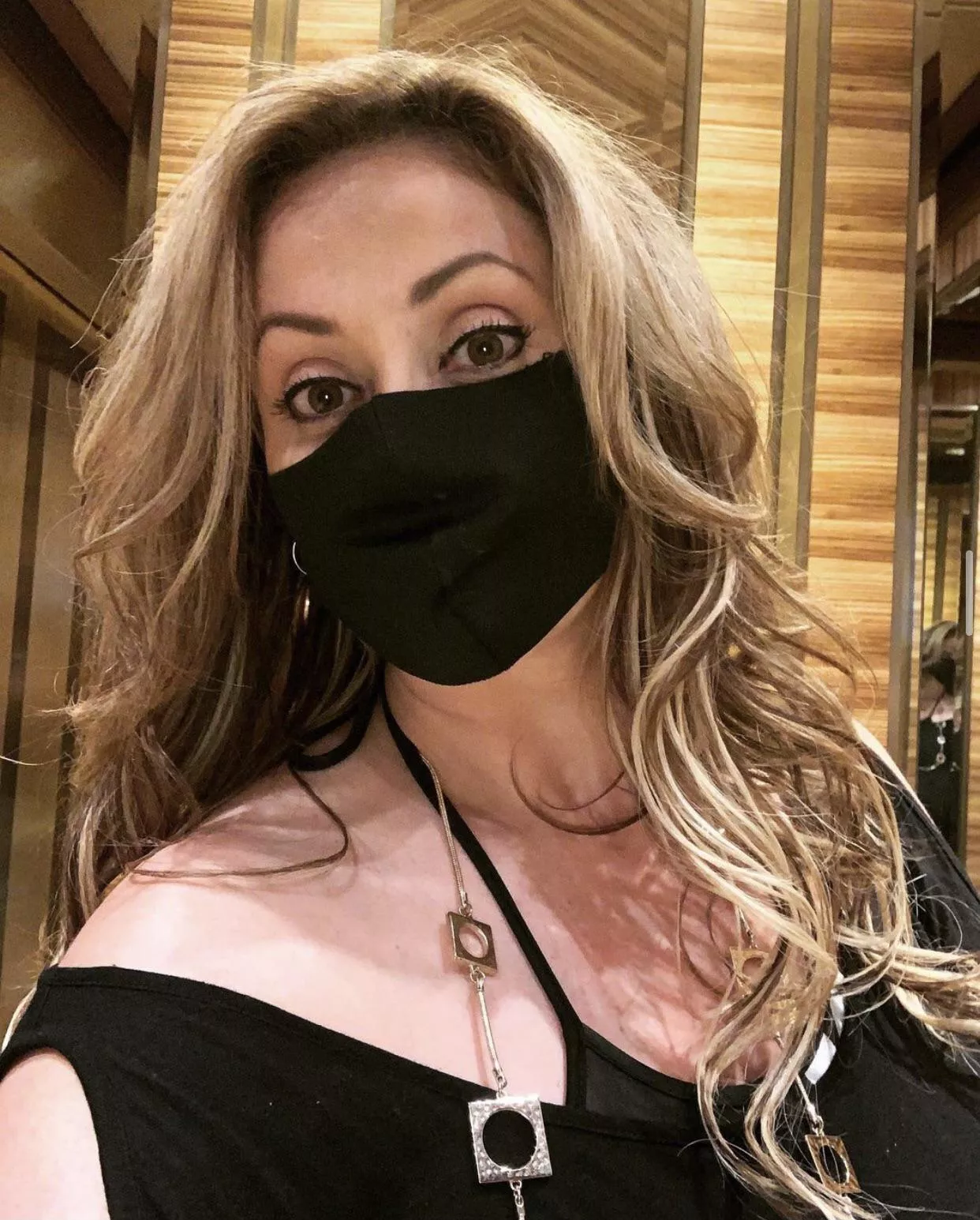 god I have the biggest crush on this woman… posted by gcuplover2