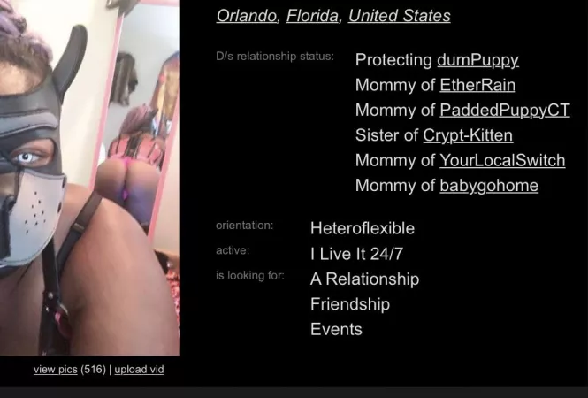 Going back to my kinky roots. 🖤 by PupQueen_