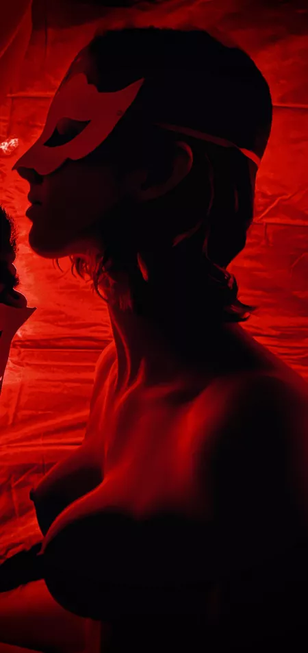 Going in for the Spider-Man Kiss by lustreglow