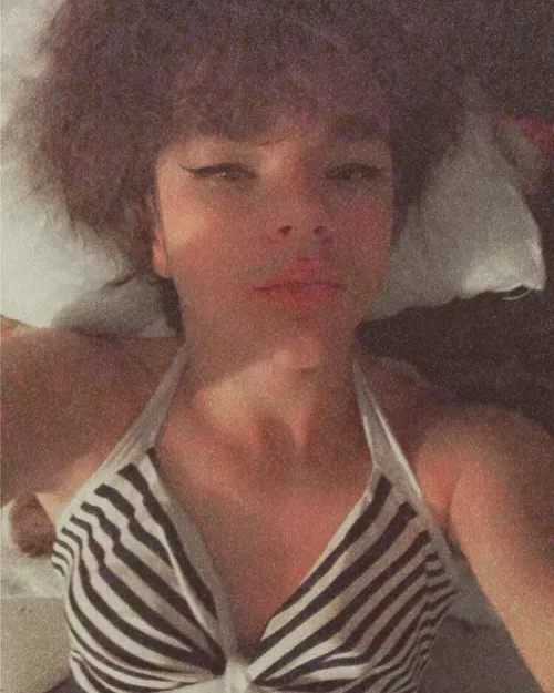 Going to a pool :D by ottoisfruity