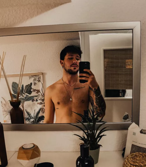 Going to shower before I go to bed.. good night everyone 😌 by Newfeelings__