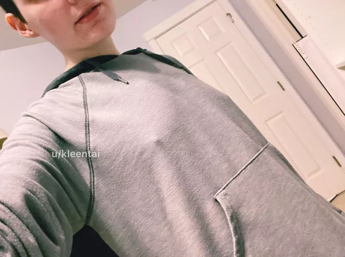 Going to the store, maybe the cashier will notice… by kleentai