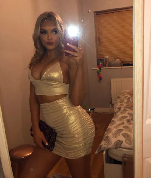 Gold beaut by betaboy97