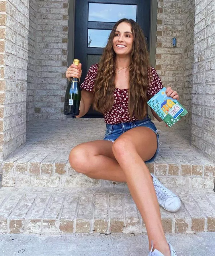 Golden legs posted by MrBaseball11x