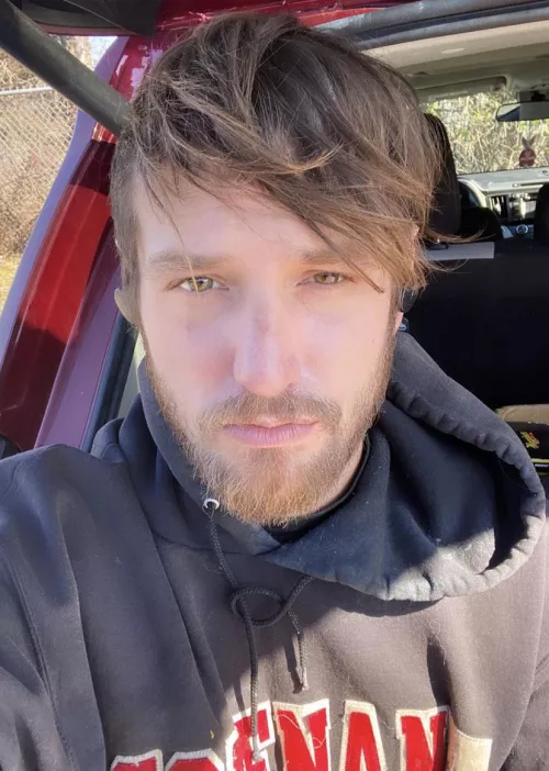 Good afternoon bros! by Hunter_explores