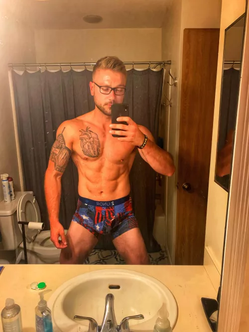 Good afternoon 🤓 by jakeb024