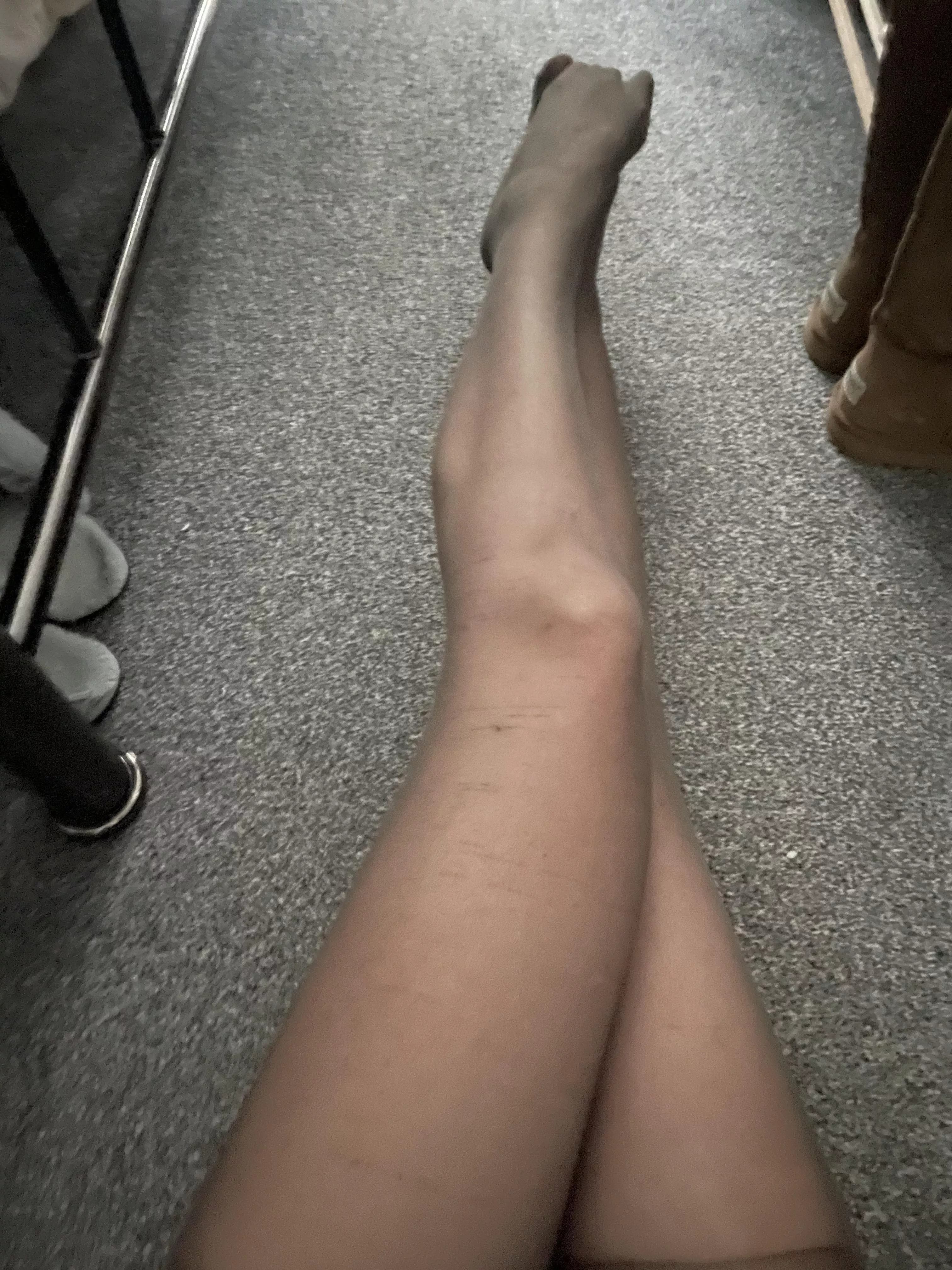 Good afternoon nylon lovers 😘 posted by Misstights