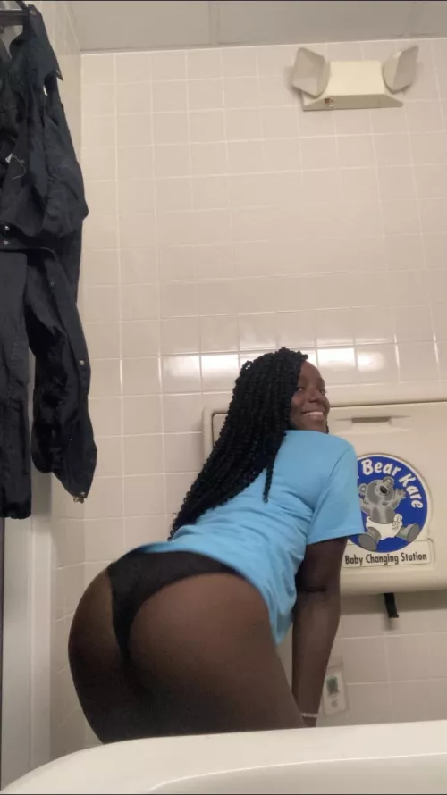 Good Afternoon 🌞 by Divinecumslut