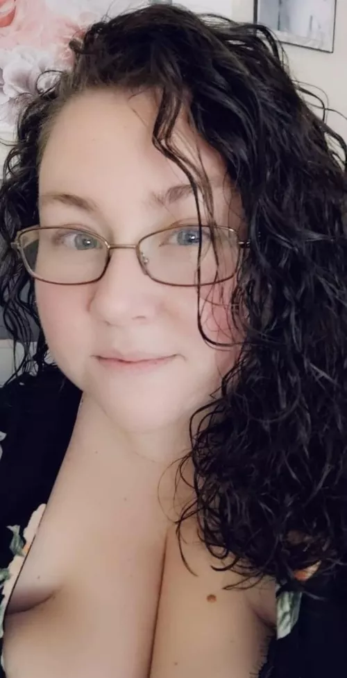 Good evening everyone! by MsPrincess72486