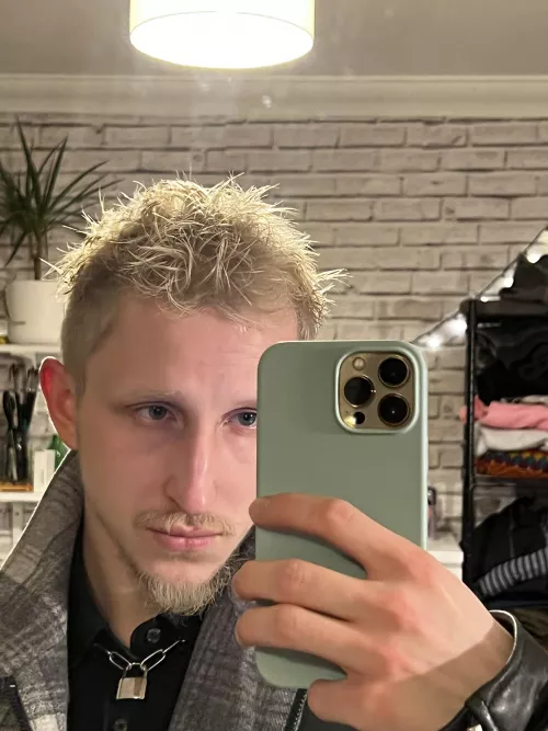 Good evening guys! How’s your year going so far? by Mother_Information50