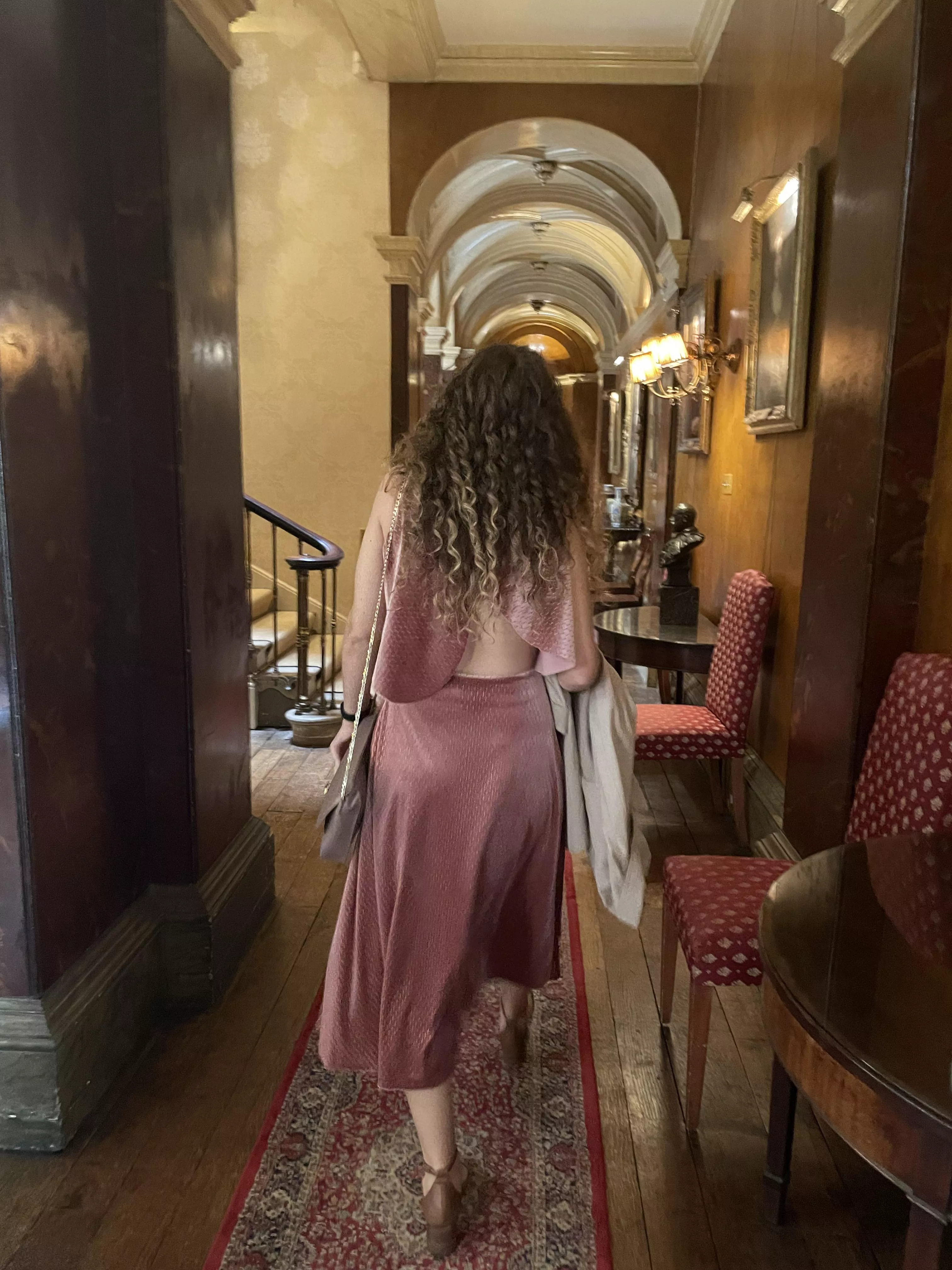 good hair day and well tined for a wedding 😁💪🏼 posted by adile_like-in-a-lay