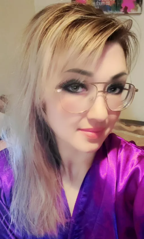 Good morning! 34F by NicolePearl