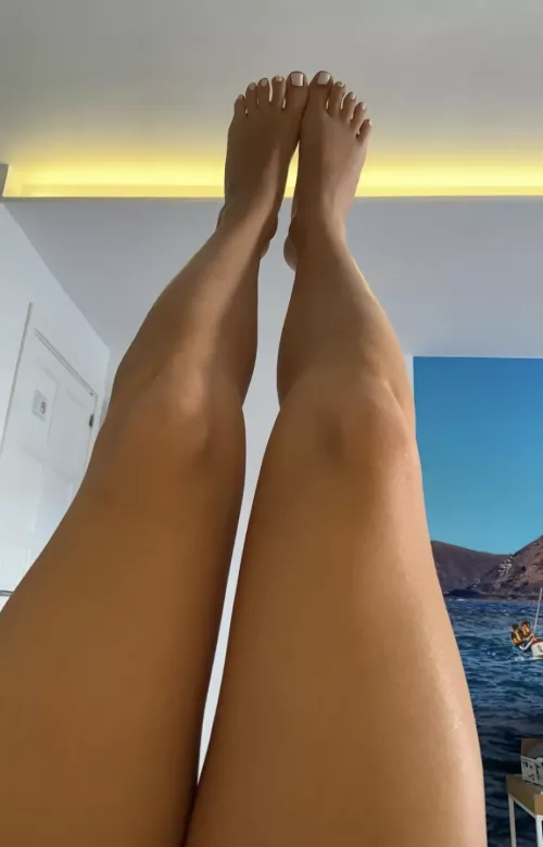 Good morning by footgirlgermany