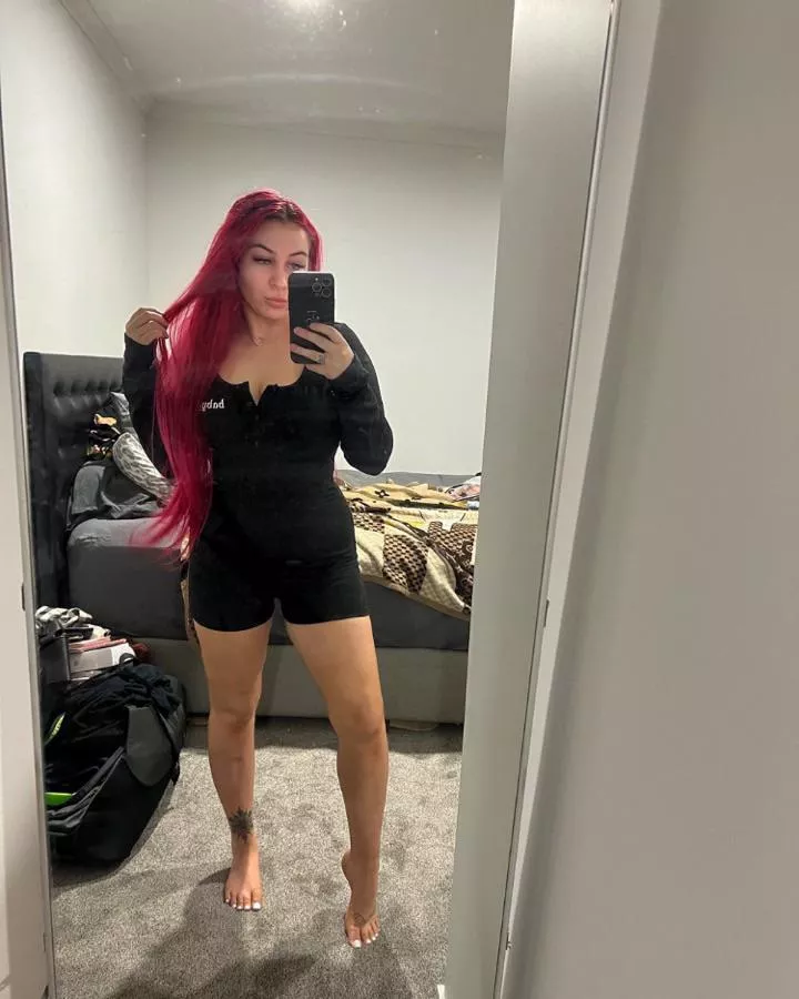 Good morning ❤️‍🔥 posted by SnowyMarie88