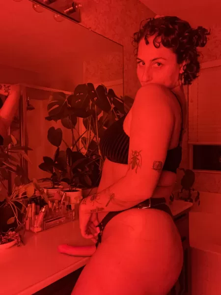 Good morning 😏 by Impossible-Rule6288