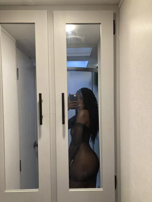 Good Morning 🌞 by Divinecumslut