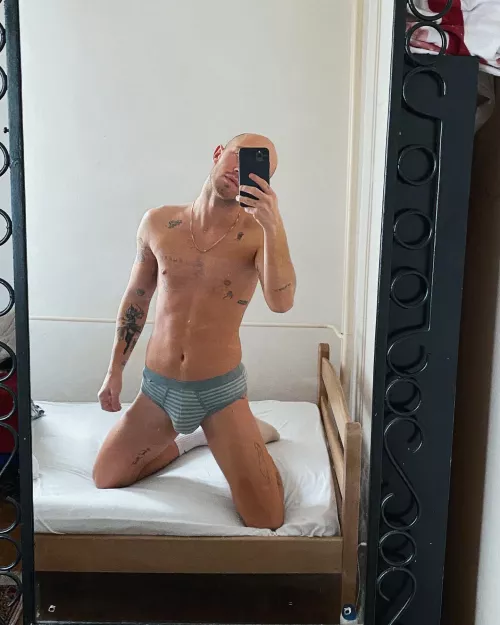 good morning 🙈 by peachfromserbia