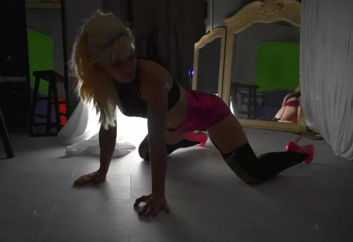 Good morning! by RaveNEsq69