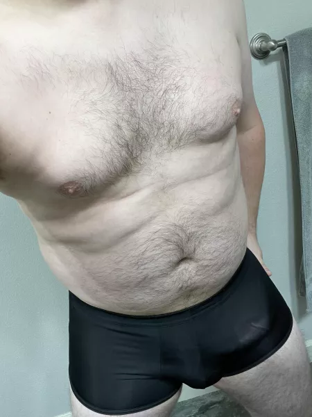 Good morning beautiful humans! Any love for a dad bod bulge? by dtwphil