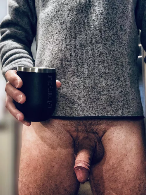 Good morning coffee freaks. It’s a little chilly this morning and this coffee can only do so much. Maybe you can come help warm me up… by timmyblur
