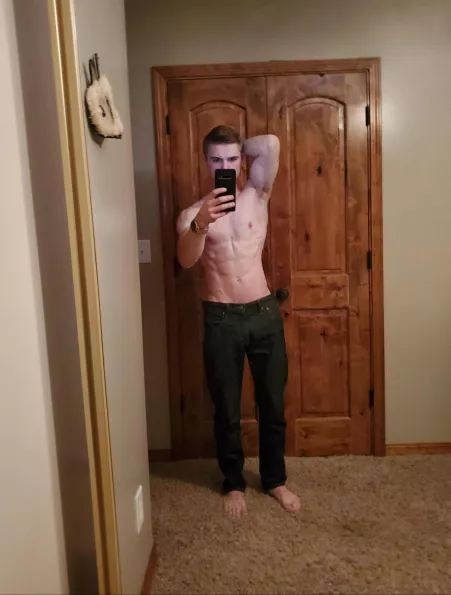 Good morning, do you want to sit on my face? by paulolc15