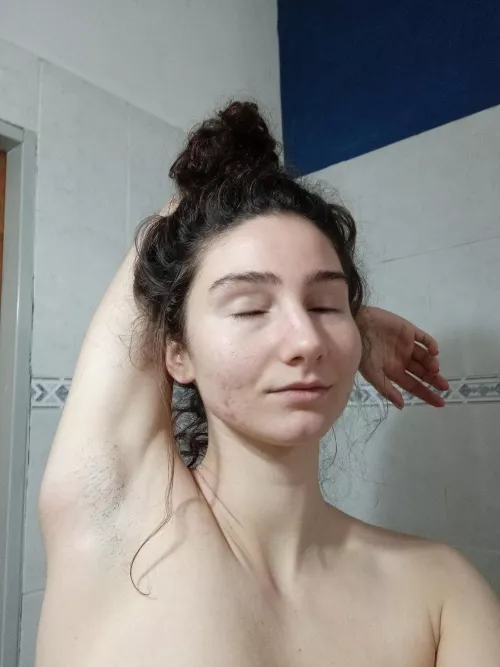 good morning everyone 🔥 i hope you have an amazing weekend full of armpits to kiss and enjoy ❤️ by OF-movementt