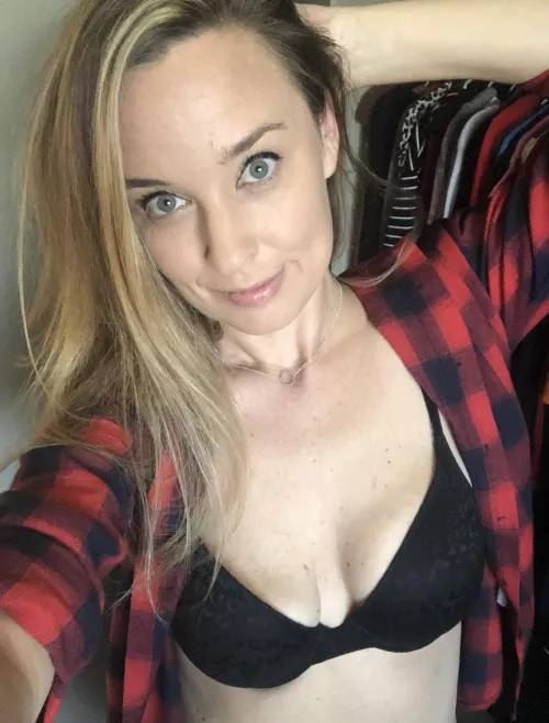 Good morning! (F36) by lyric_in_my_head