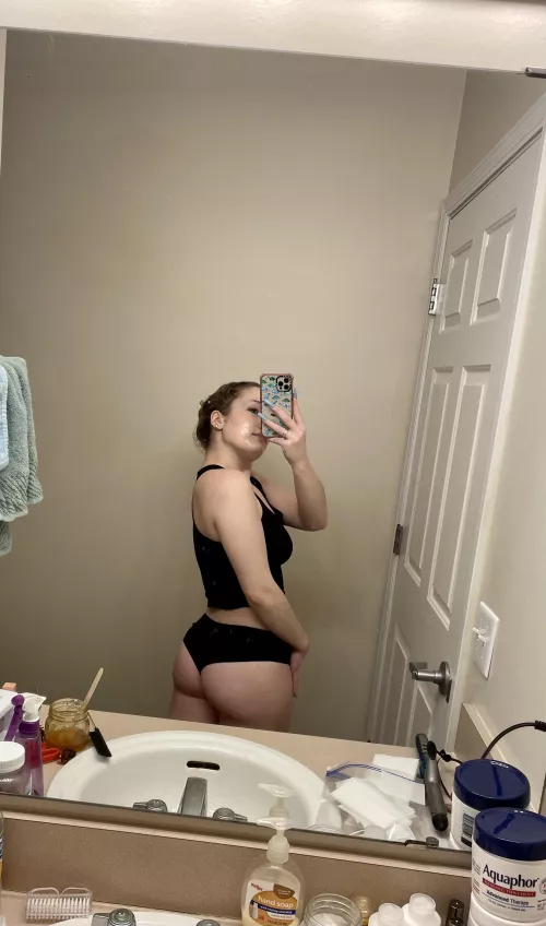 Good morning from me and my face mask 🥰 [f] by sweetsandpetites