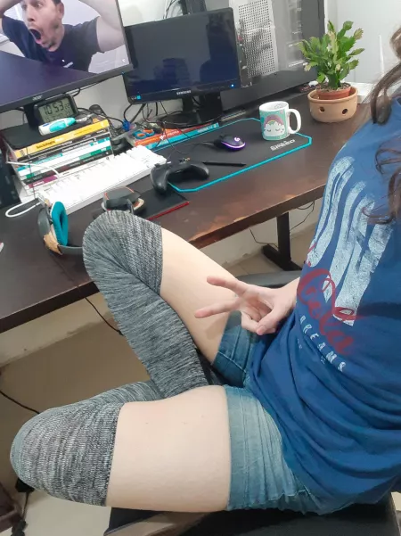 Good morning gamers by NagisaH8