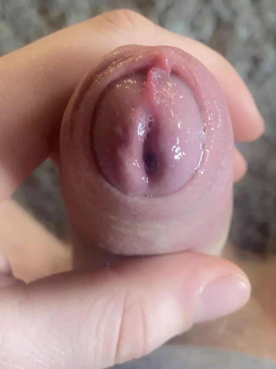 Good morning 😏 posted by DefiantAd717