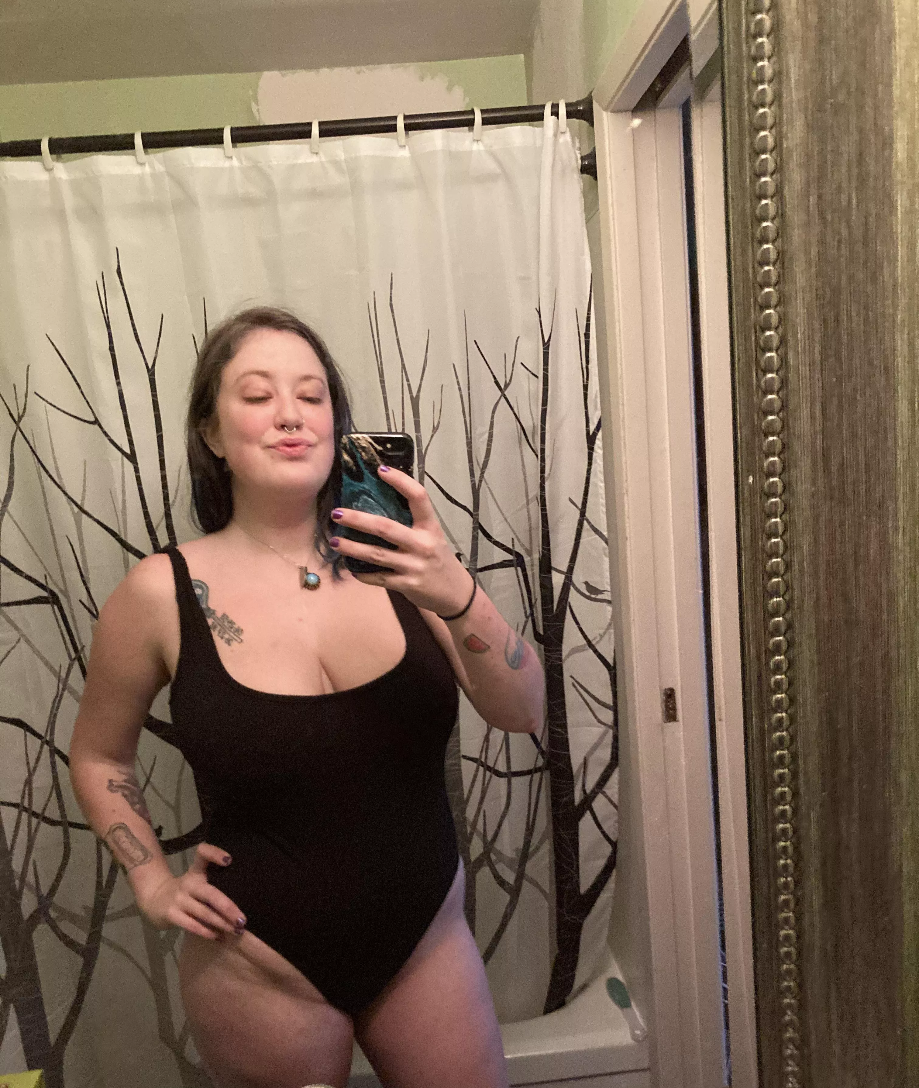 Good morning, happy hump day posted by VioletFonce