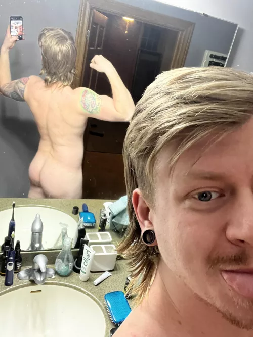 Good morning ☀️ how about that posterior by Sensitive_Proof_7972