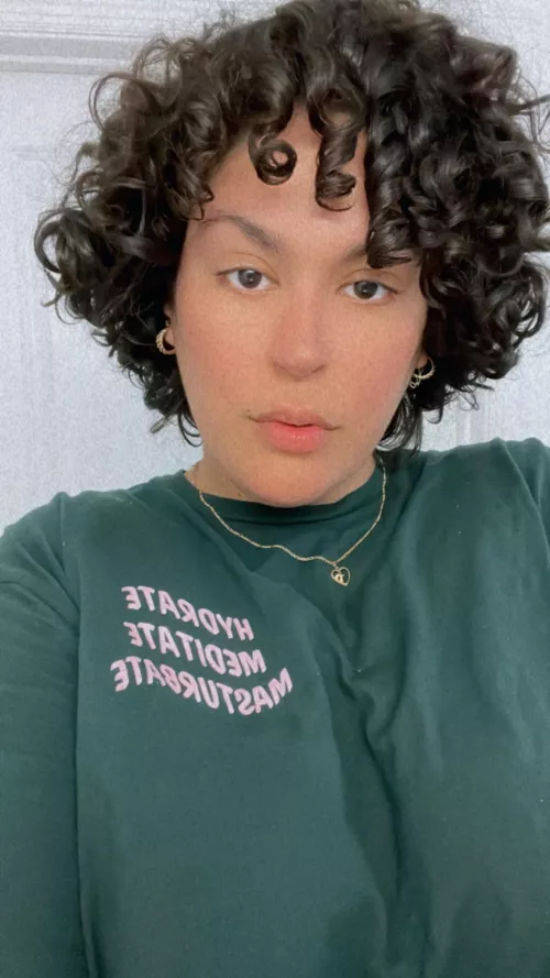 Good Morning ☀️ I hope you have the best Wednesday! And remember to drink your water! 💦 by chloexxxastro